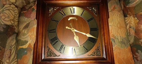 Wanduhr schmeckenbecher holz - schmeckenbecher,