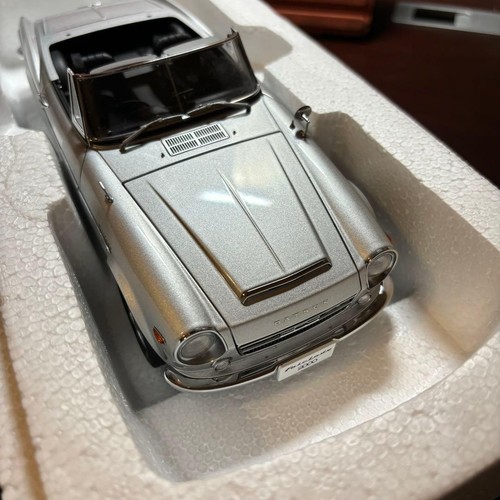 Autoart datsun fairlady - datsun,