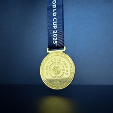 Sieger-Medaille der Klub-Weltmeisterschaft 2025 - Replik für Chelsea mit Band