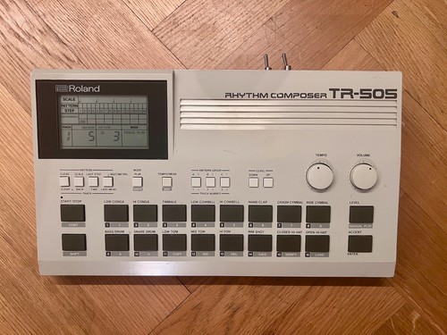Roland 505 drum machine - machine, +