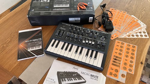 Arturia microbrute - arturia, –
