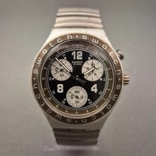 Swatch Irony Chronograph Herren Uhr – Sportliches Design aus Aluminium