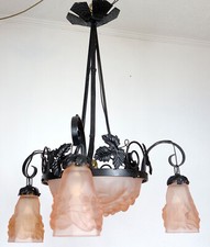 ArtDeko Französische Schmiedeissen Degue-Ros Pate de Verre Kronleuchter, Lüster