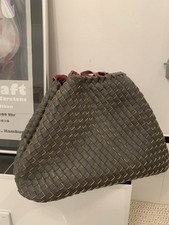 Ledertasche im Flechtlook