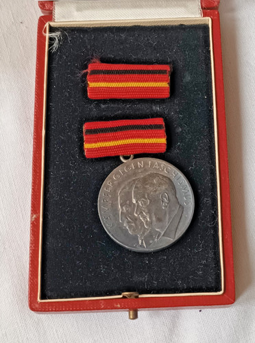 Ddr medaille kämpfer - medaille, "kÄmpfer