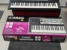 Yamaha YPT-240 Digital Keyboard, Schwarz, Inkl. Netzteil und Ständer