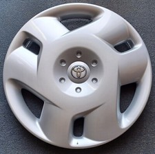 1 Radkappe für Toyota Corolla in 15 Zoll neu lackiert