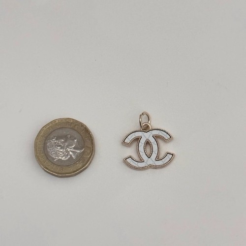 Chanel vintage white quilted - chanel,