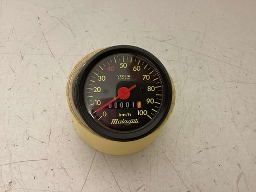 Tachometer kilometerzähler - tachometer,