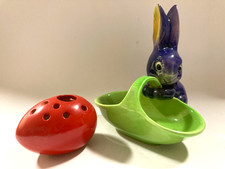 Goebel Ei Osterei Steckei rot