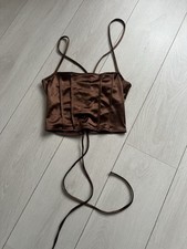 Braunes Top Shirt Schnürung