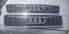 Audi S8 D2 Kühlergrill (Vorfacelift & Facelift)