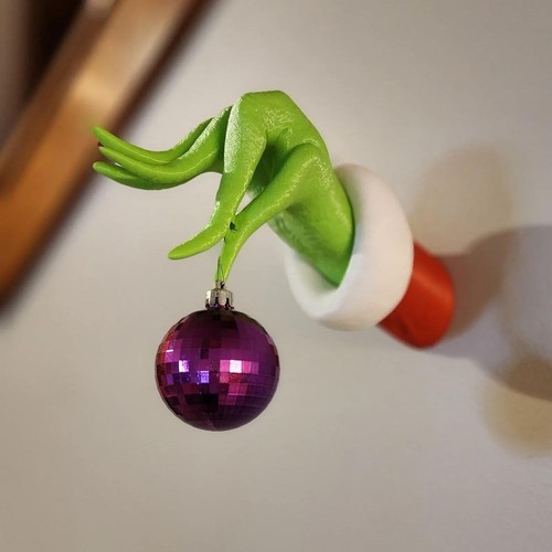 Printed wall mounted grinch - 3d,