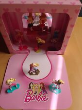 Ü ei Diorama Doppel Diorama Schlümpfe und Barbie