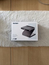 Zip Tri-Fold Mini Beamer mit