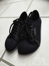 Leguano Aktiv Lavaschwarz, Größe 35, Schwarze Sohle