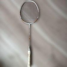 YONEX VOLTRIC LIGHT
