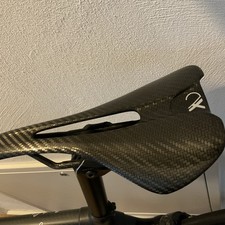 AX Lightness Carbon Sattel Schwarz Ohne Bezug Ca 90 Gramm Gebraucht