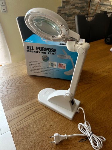 Lupenlampe mit standfuß - standfuß, und