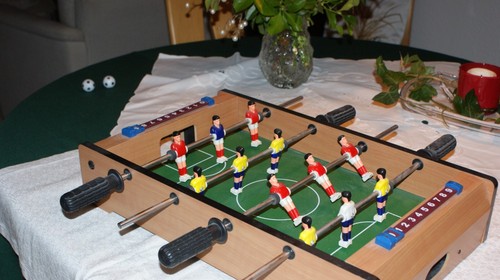 Fußball kicker tisch - kicker,