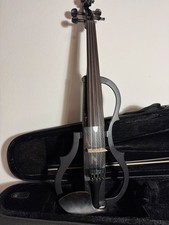 Harley Benton HBV 990BCF 4/4 Electric Violin + Koffer, Saiten, etc.