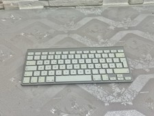 Apple Magic Keyboard A1314 - Kabellose Bluetooth Tastatur - Silber (MC184D/A)