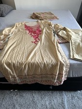 Pakistanischer Shalwar Kameez