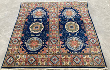 Traditioneller Handgeknüpfter