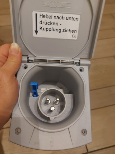 CEE-Einspeisestecker