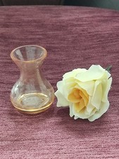 Hübsche kleine Vase aus Omas Zeit, geschliffen