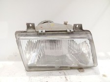 132240 RECHTER SCHEINWERFER /