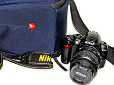 NIKON D3000 DSLR KAMERA 10,2