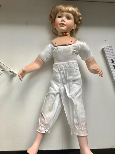 Porzellanpuppe ohne kleider - porzellanpuppe,