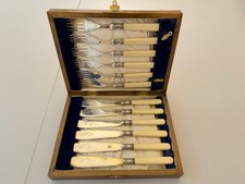 ♛ Versilbertes englisches Fisch-Besteck-Set - 6 Stück - versilbert - ungeputzt ♛