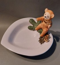 Weihnachtliche Schale in Herzform mit Bär für Gebäck oder andere Dinge