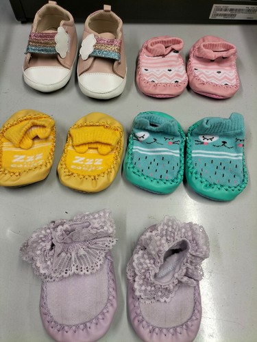 Paar baby schuhe - paar, baby-schuhe