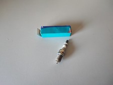 NEU Peugeot 406 3.0 V6 Zündkerze 5960.18