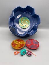 ?Hasbro Beyblade Metal Masters Triple Battle Stadium 2010 inkl. 1 Blade