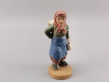 Massefigur Frau mit Kopftuch und Korb 6,5 cm ANTIK uralt Krippenfigur Rarität