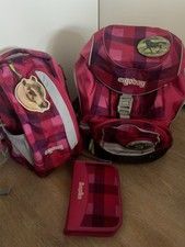 Ergobag Schulranzen-Set in Rosa mit Pferde-Klettis