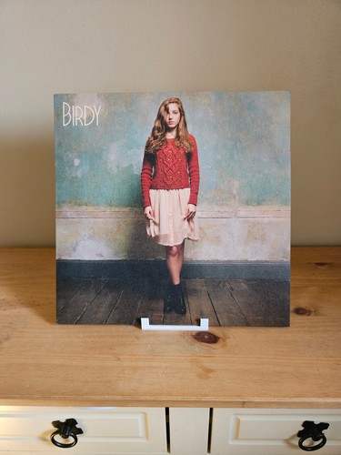 Vinyl now playing record - playing,