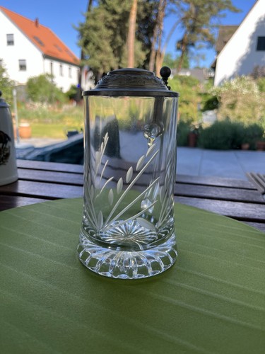 Alter bierkrug mit - alter,