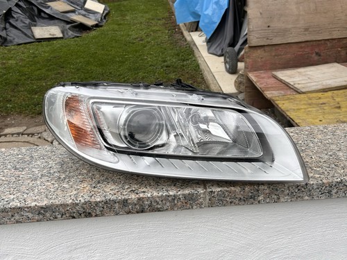 Volvo v70 iii - iii, xenon