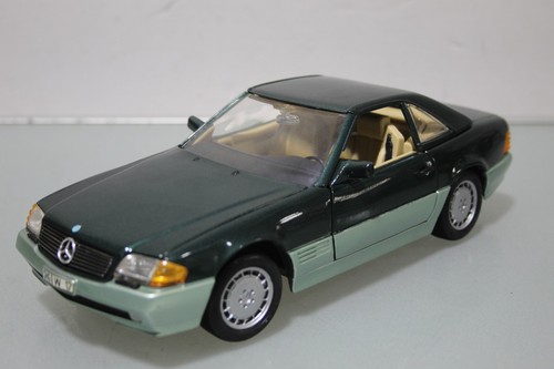 Modellauto revell mercedes - modellauto,