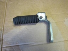 SUZUKI GSX 750 AE INAZUMA 1998-03 FUSSRASTENANLAGE VORN LINKS orig. Suzuki