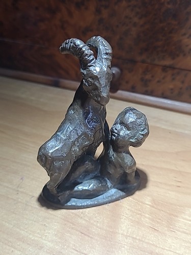 Massive kleine figur bronze - massive,
