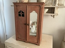 Alter Puppenschrank  Shabby