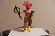 EU STECKFIGUR KRIEGER MIT ARMBRUST UND SCHILD AUS DER SERIE KRIEGER