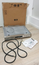 Dunstabzugshaube Whirlpool mit 3 Stufen mit Edelstahl-Abzugsschacht in org. Verp