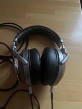 Denon AH-D7200 Premium-Over-Ear-Kopfhörer aus Walnussholz